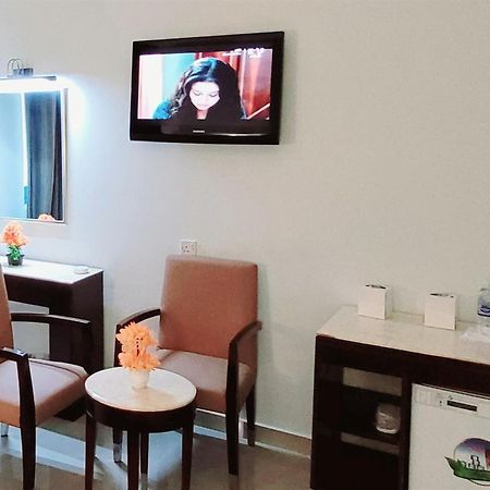 Signature Inn Hotel Deira Dubái Habitación foto